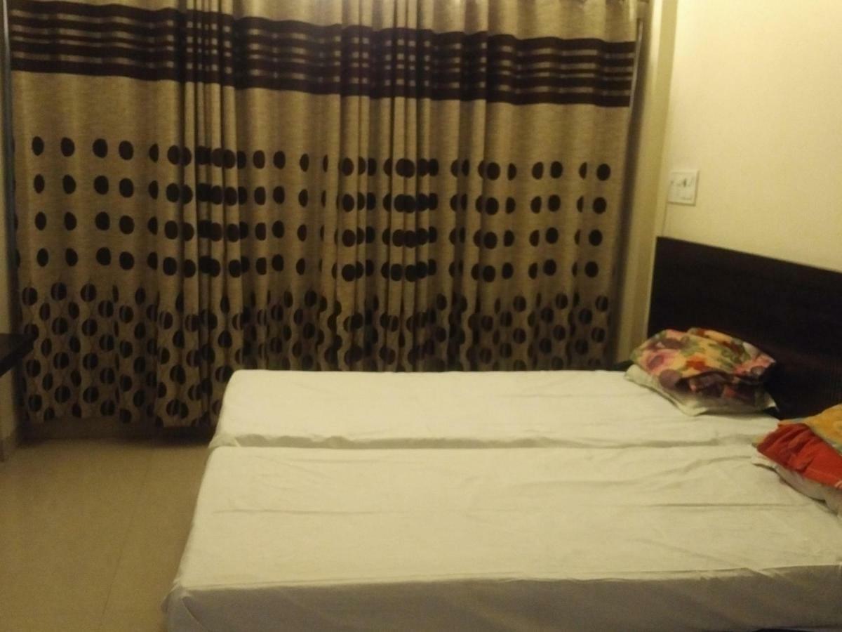 Hotel Rose Lodge Pune Luaran gambar